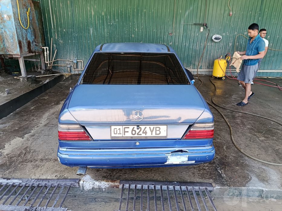 Mercedes Benz w124