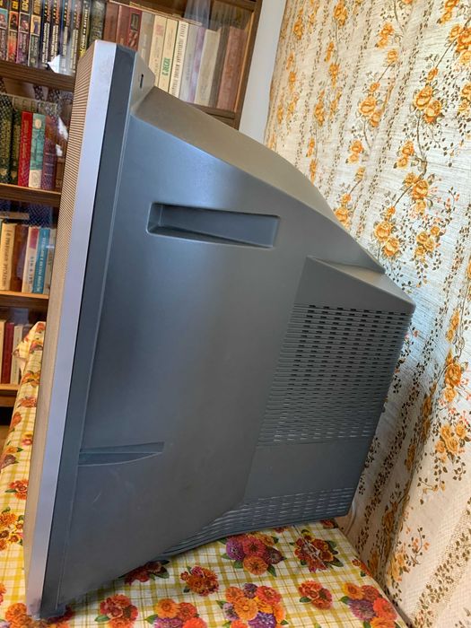 Телевизор Panasonic б/у в рабочем состоянии