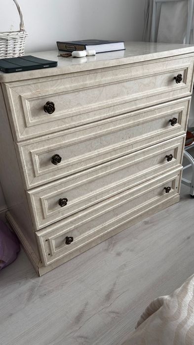 Кровать и Шифонер продам