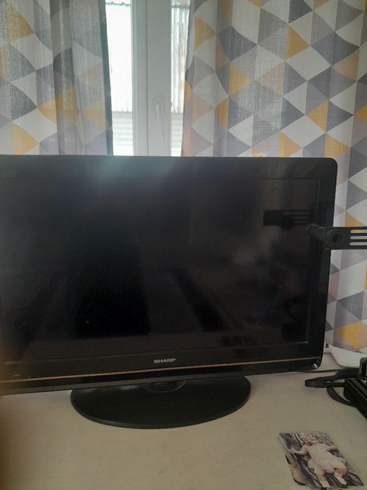 Продам телевизор SHARP
