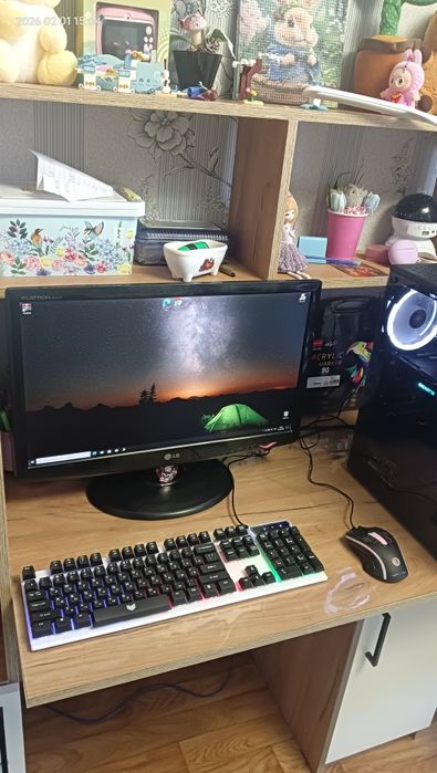 Продам компьютер в полном комплекте.