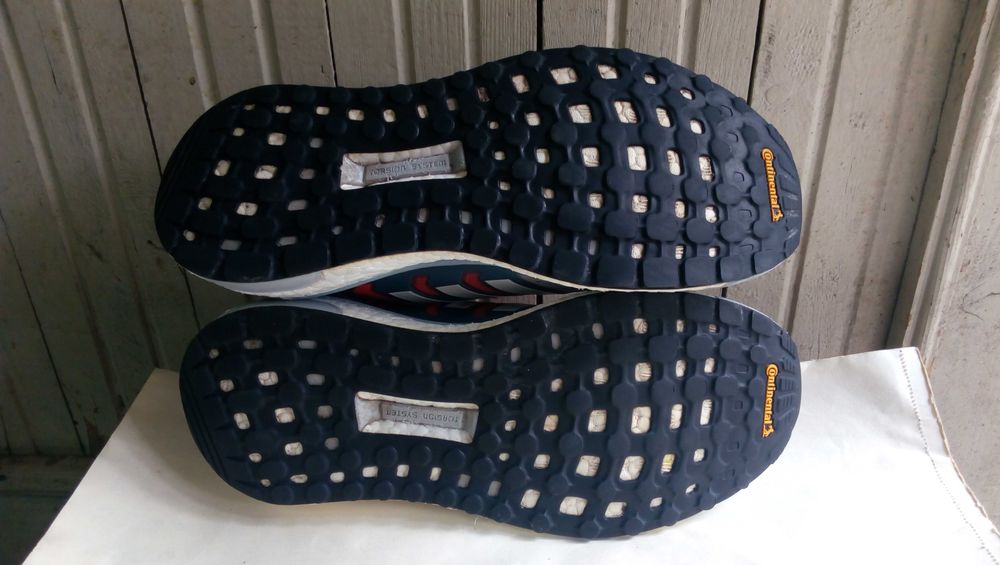 '' Adidas Supernova ST''оригинални маратонки 39 номер