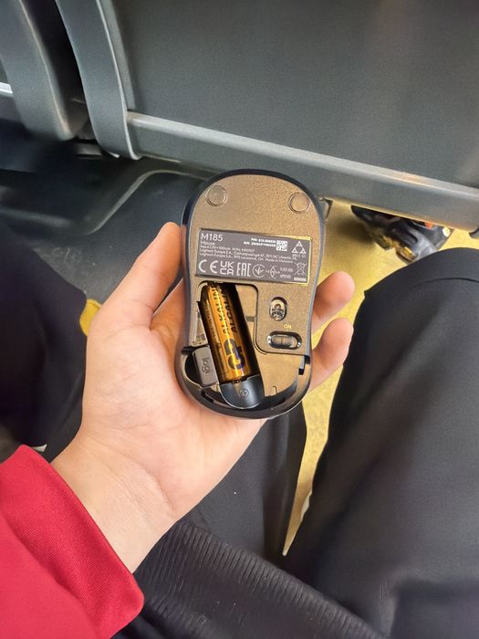 Mouse logitech care nu este de gaiming