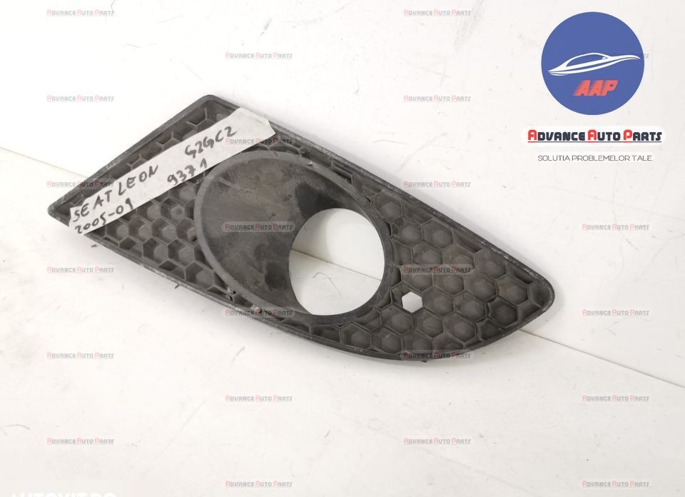 Ляв оригинален прожекторен грил в добро състояние Сеат Леон 2 1P [ - ]