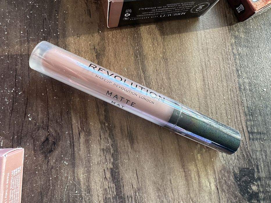 Гримове - палитри и други