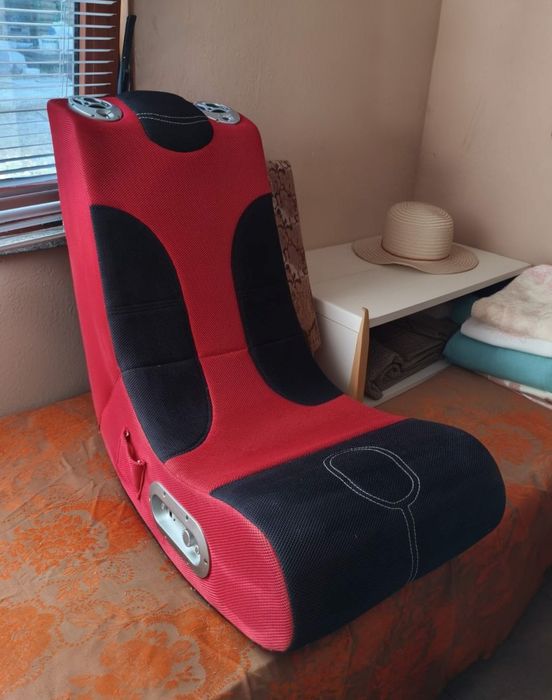 Геймърски стол с тонколони