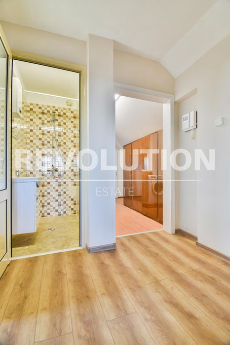 Етаж от къща в ж.к. Горна Баня.