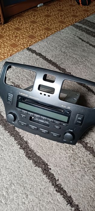 Магнитола на Лексус ES 300
