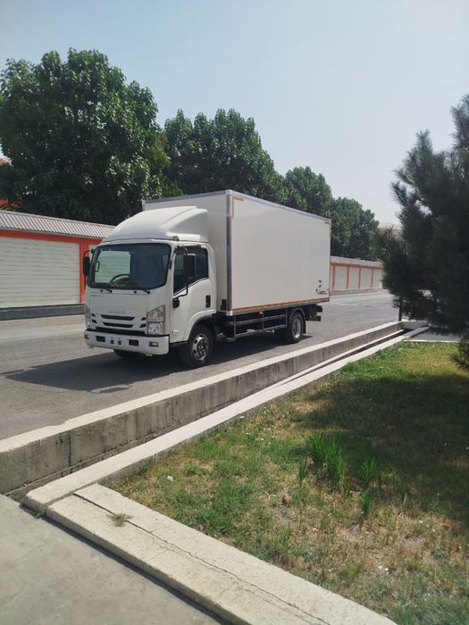ISUZI     NPR     75
