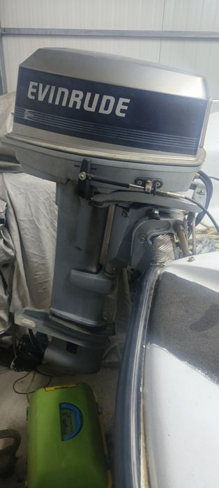 Двигател за лодка