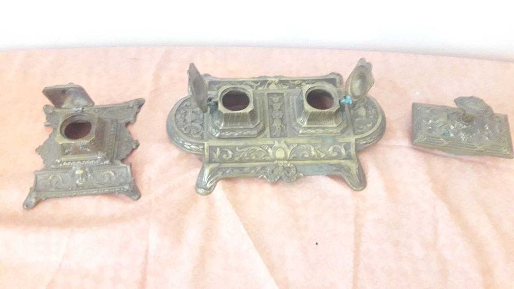 Calimara de birou din bronz doroc