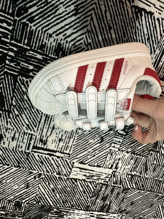 Детские кроссовки nike и adidas оригинал 22 размер