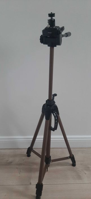 Lampă  cu trepied  pentru fotografii