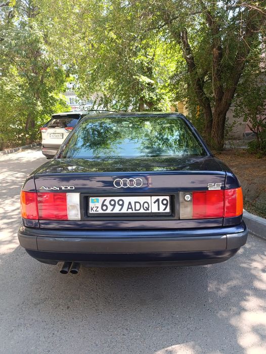 Ауди 100 quattro