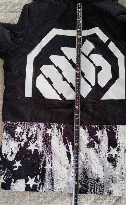 Продаю куртку на мальчика