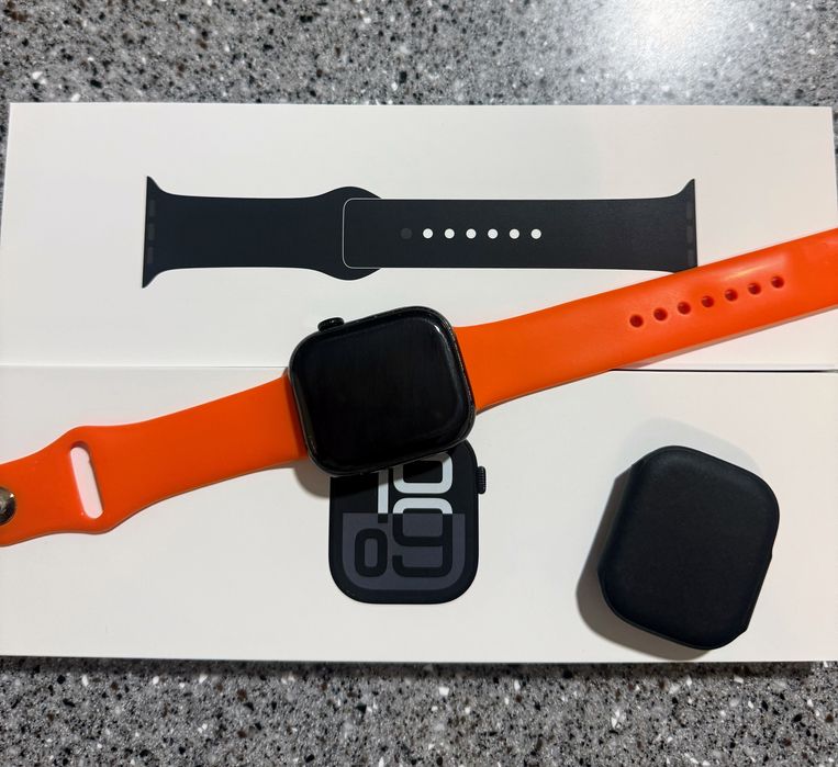 Продам Apple Watches 10