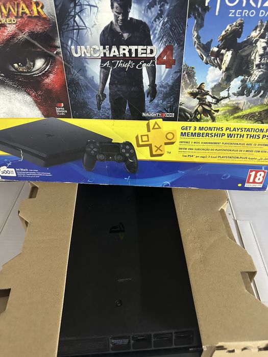 Sony play station 4