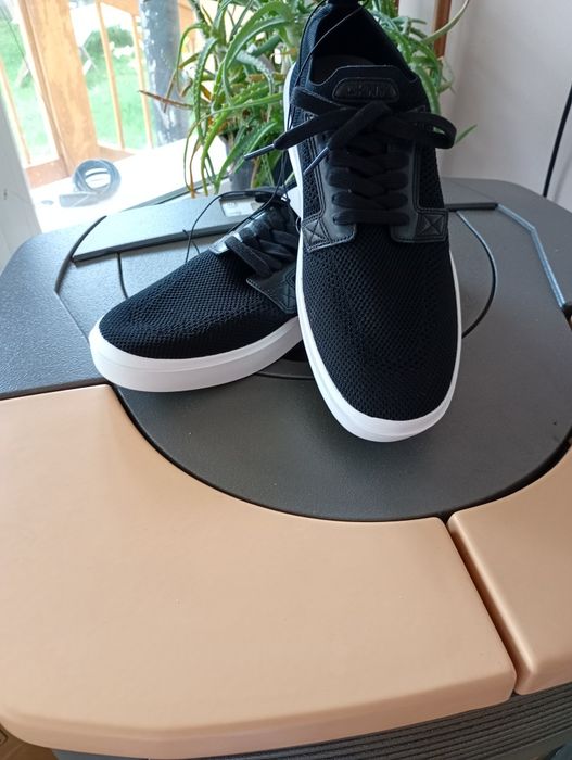 Pantofi sport DKNY 43 model deosebit