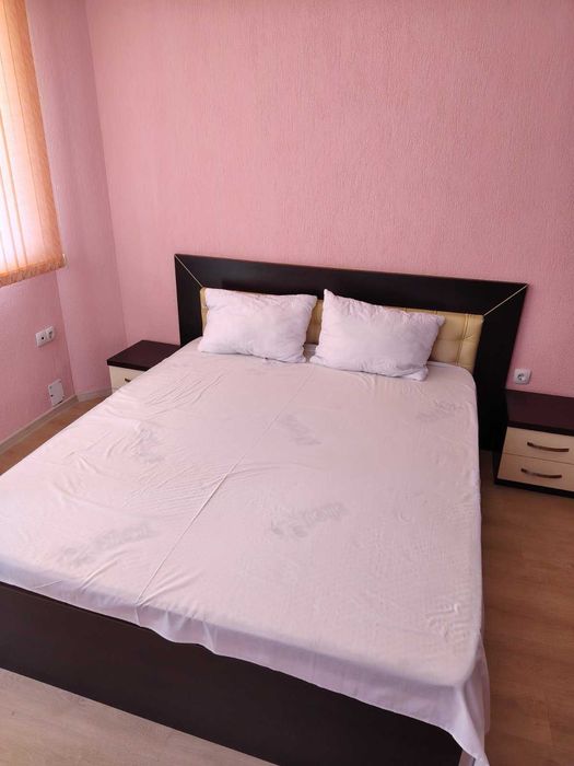 Продава се Тристаен апартамент в Сандански - 72 кв.м за 1134 €/кв.м - Снимка #2