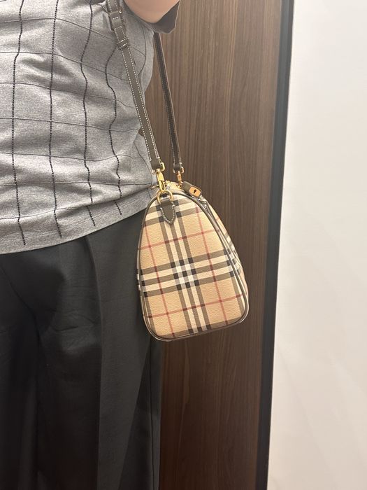 Сумка burberry кожанная