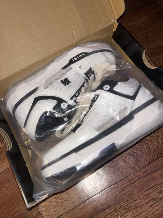 Продам кроссовки Amiri