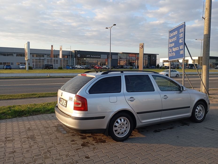 Vând urgent Skoda Octavia 2008