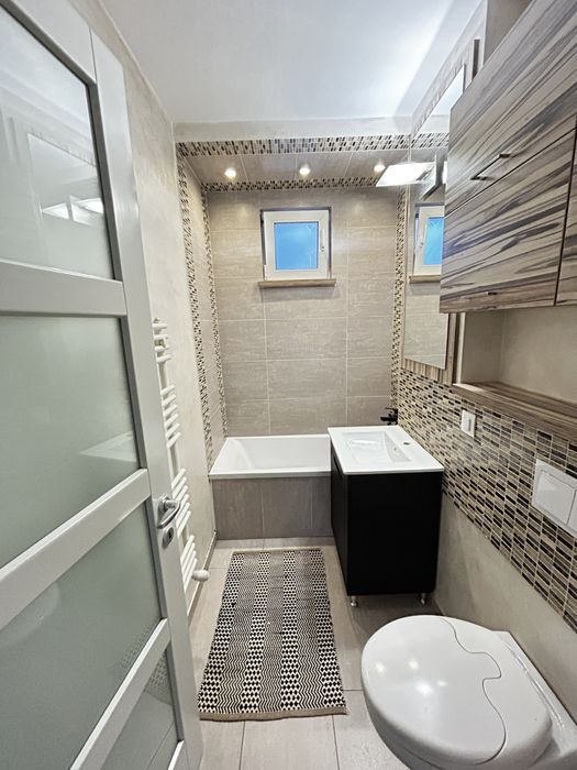 Apartament de inchiriat 4 camere,110 mp, garaj inclus, complet mobilat