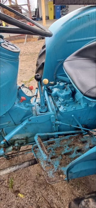 Tractor Ford super dexta