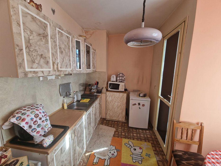 Продава се Двустаен апартамент в Благоевград, Еленово 1 - 63 кв.м за 1064 €/кв.м - Снимка #1