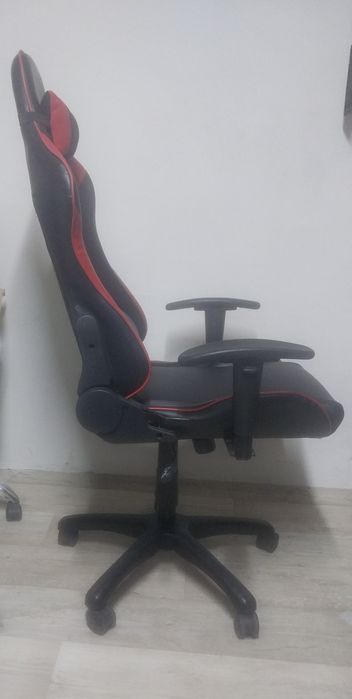 Кресла разные смотрите