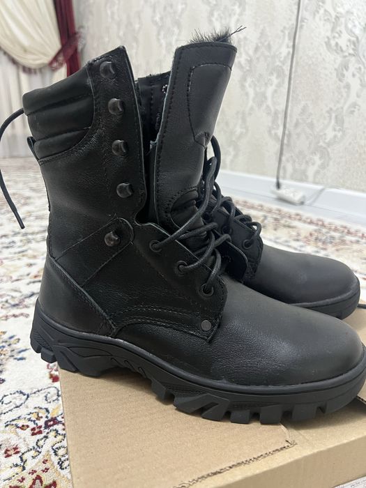 Зимние новые берцы