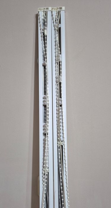 Лентови щори с релсите за два прозореца! Състояние използвано!