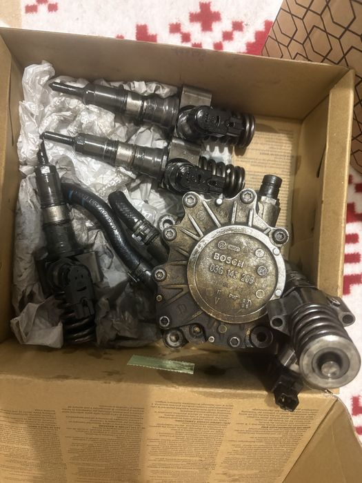 Дюзи simens и помпа vw 2.0 tdi 140 кс