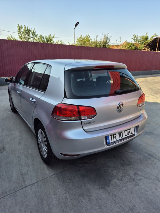 VOLKSWAGEN Golf 2010 — imagine 8