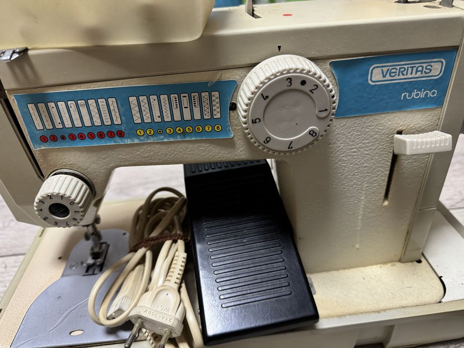 Швейная машинка VERITAS