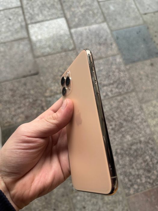 Iphone 11 pro narxi holati zor
