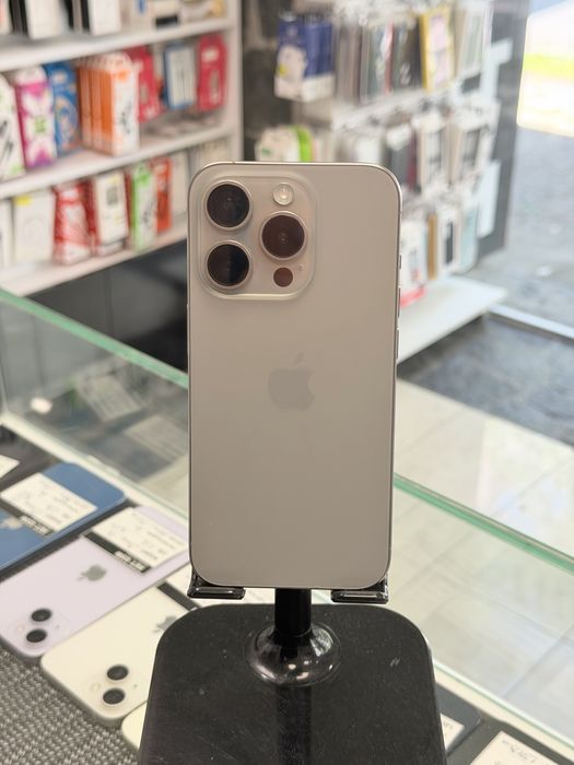 Apple iPhone 15 Pro 256GB Natural Titanium