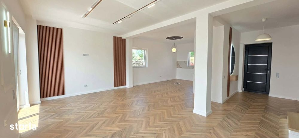 Casă de vânzare, zona dealurile Oradiei