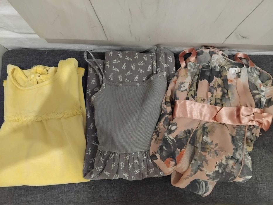 Лот от три рокли 104см.