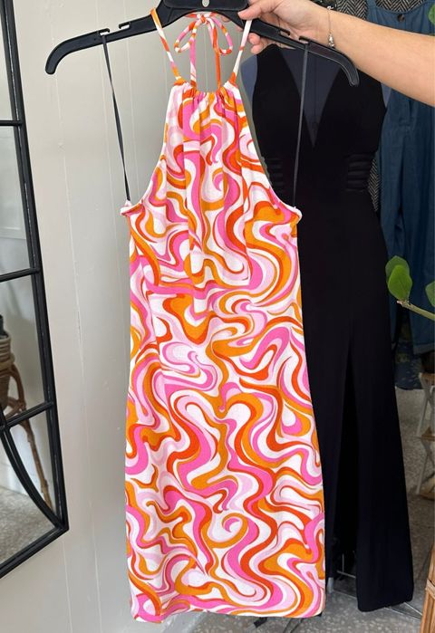 Дамска къса оранжево розова лятна рокля