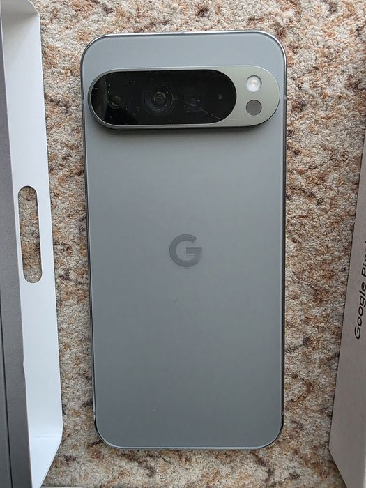 Продавам Google Pixel 9 Pro XL 256gb