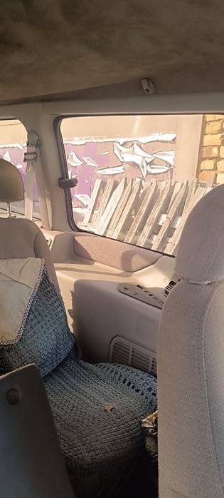 Запчасти на Nissan Quest