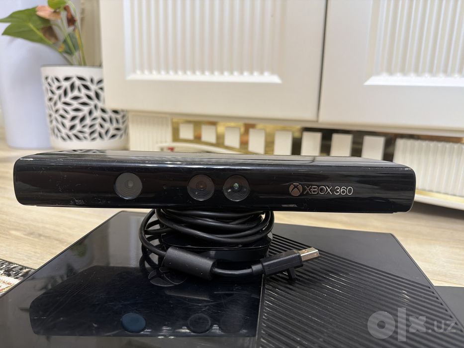 Xbox 360+kinect. Va kop oyinlar