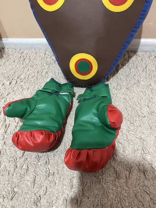 Груша с перчатками для детей