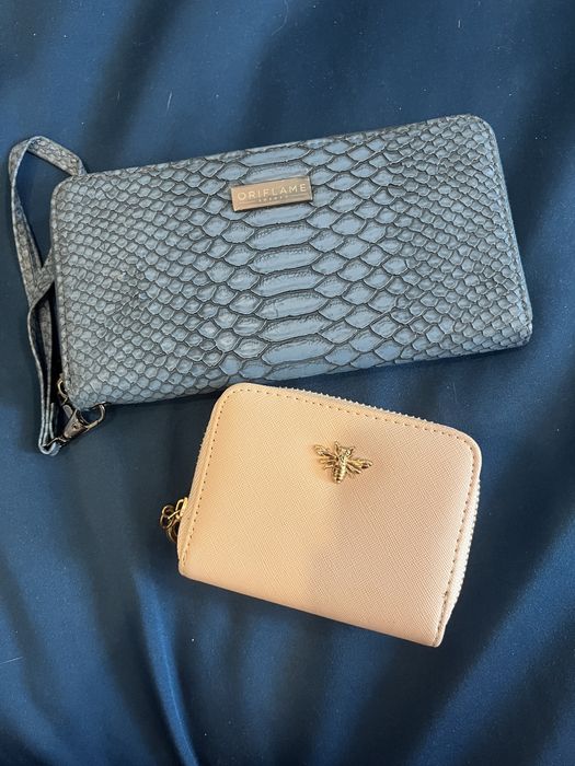 2 броя портмонета