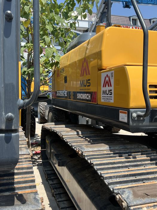 Гусеничный екскаватор SINOMACH 3255