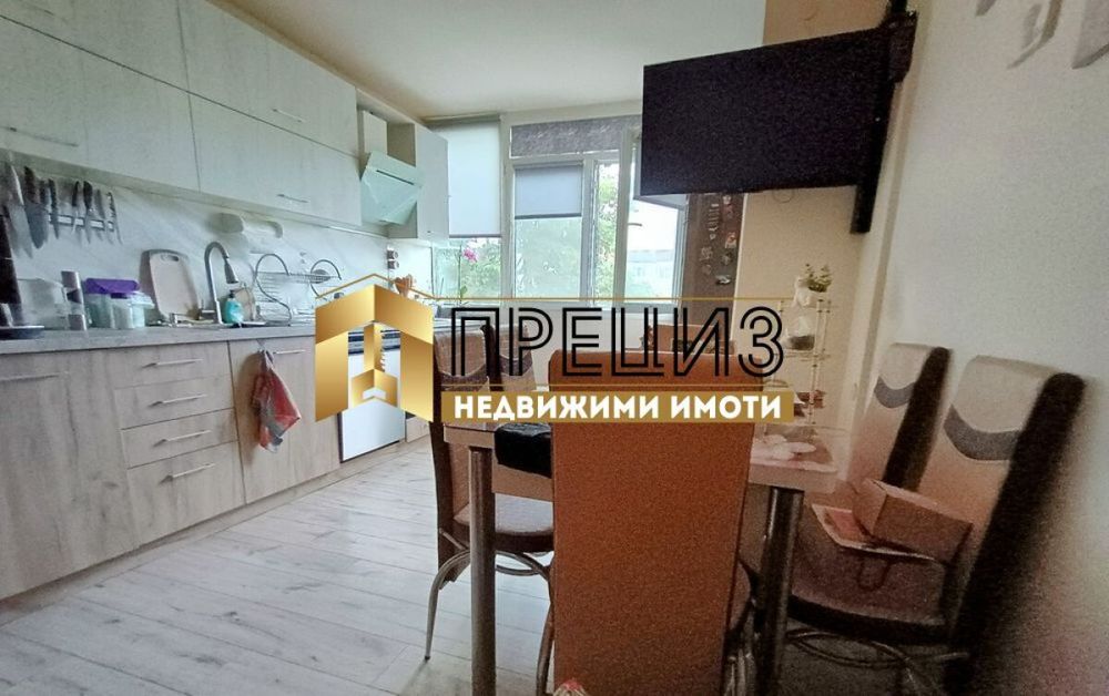 Продажба 3-стаен гр. Шумен - Тракия 68m²