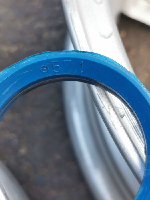 Джанти 5х112 R16 7J ET45 DBV