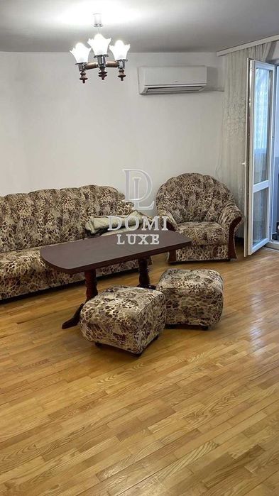 Продава се Тристаен апартамент в Варна, Победа - 105 кв.м за 1953 €/кв.м - Снимка #1