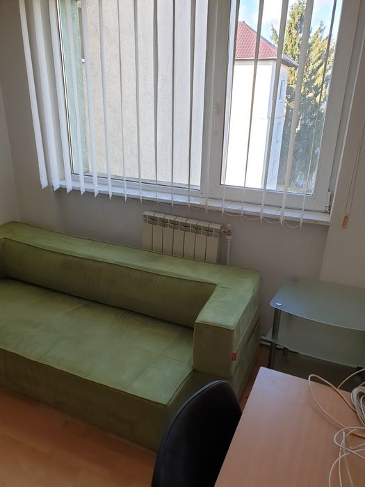 Inchiriez ap 4 cam ferentzi.k 37/19  400€